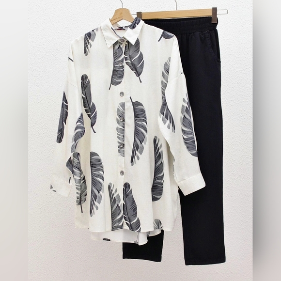 Madewell Tops - Top and pant set